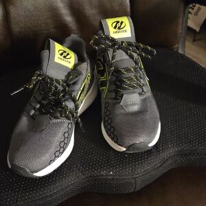 Heelys Charcoal and Neon Lime Skate Shoes.